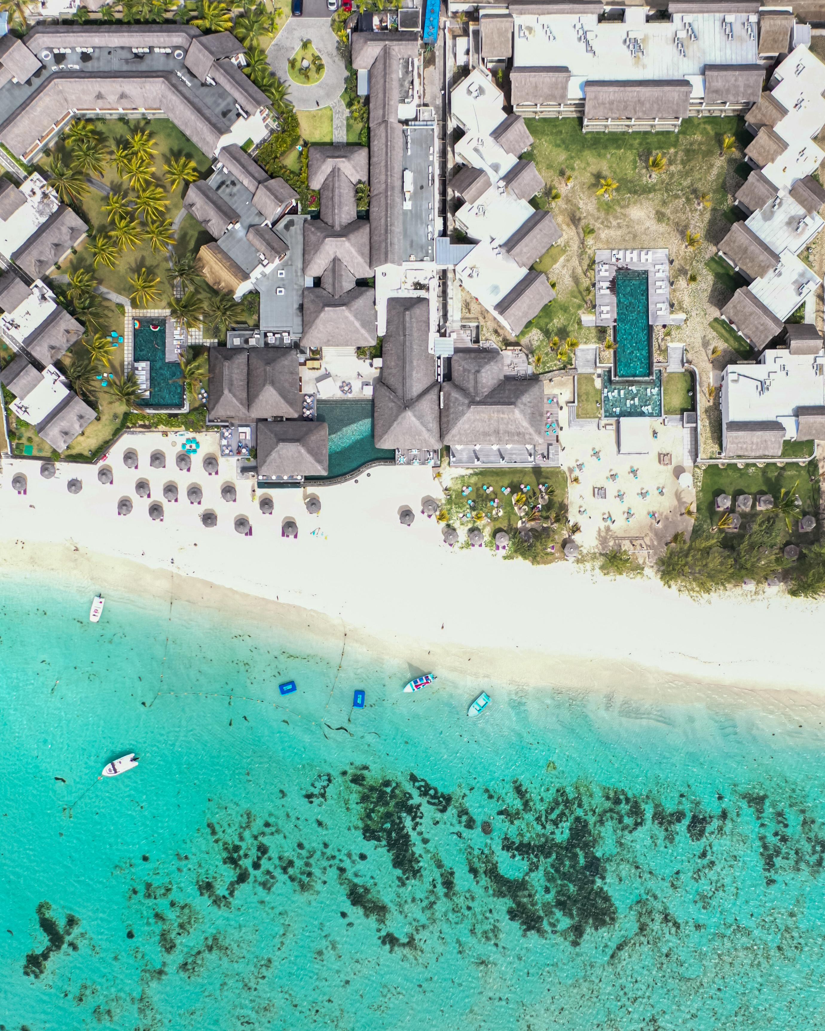C Mauritius - All Inclusive Belle Mare Esterno foto Aerial view of the resort